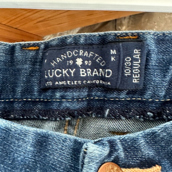 Lucky Brand Mid Rise Sweet Straight Jean in color Woodstock - Picture 9 of 10